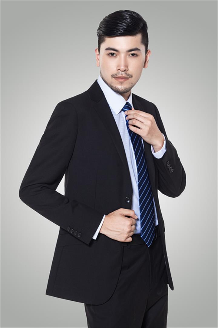 万仕芬 灯光与音效负责人